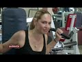 Ricardo y Anabel hacen una apuesta a ver si Ricardo puede lograr que una chica del gimnasio le conceda una cita en la noche,Más información de la serie en www.teleplot.com FACEBOOK VE TODOS LOS EPISODIOS DE ESTA WEB SERIE AQUI: www.youtube.com