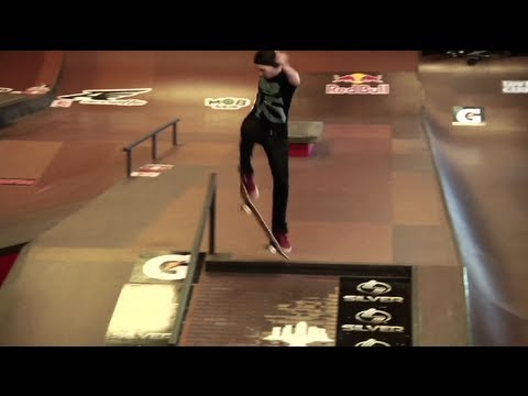 Tampa - After a long weekend of contest madness it all boils down to this action-packed final day. Red Bull athlete Luis Tolentino walks us through the Incredible ev...