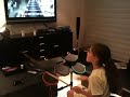 Naomi op de drum