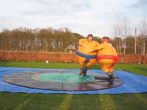 Stoeiende dikkers in een string