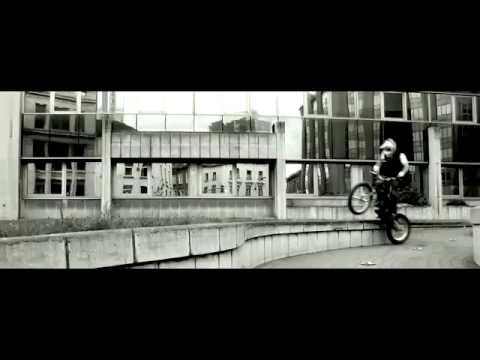 Julian Dupont v meste