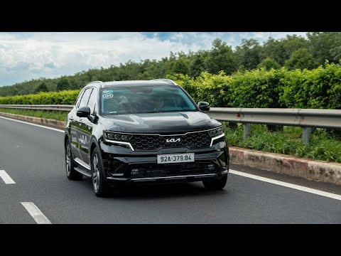 Đây là Kia Sorento Plug-In Hybrid: 50km không tốn 1 giọt xăng nào