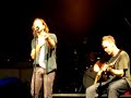 Eddie Vedder and Jeff Ament performing \"Bee Girl\" 7/2/06