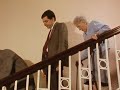 Mr Bean - Taking the stairs -- Die Treppe nehmen