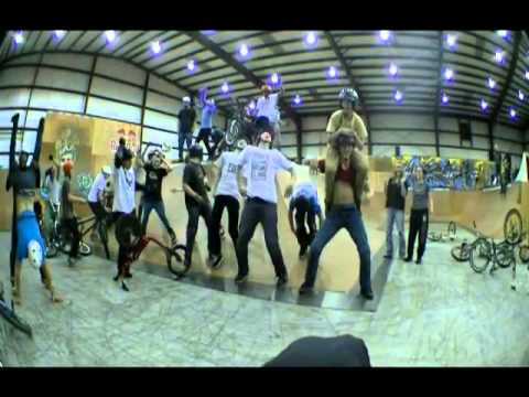 chain reaction cycles