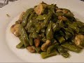 Nopales con champiñones - Nopales with Mushrooms