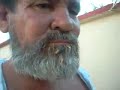 el bichi se kedo botado parado