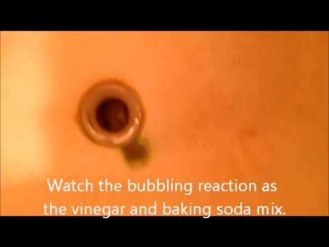 how to unblock a drain with vinegar