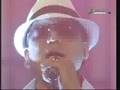 Kiko Rodriguez  - Quede solo en la pobreza (SoyLatino.net)