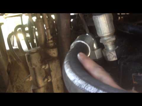 how to fix hydraulic hose leak