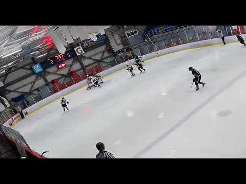 Noah 44 Hit + Break Out