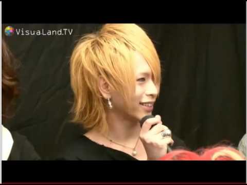 Moran on Viju Love Cafe