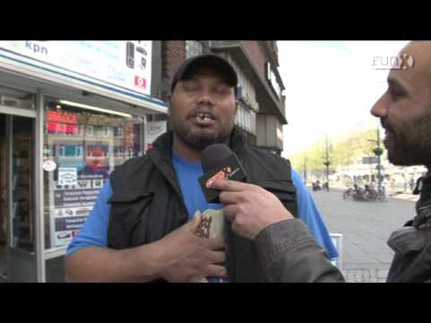 politie - FunX Reporter Yahia Yousfi was dit keer op pad in Schiedam om te checken of de voorbijgangers de politie zien als vriend of vijand.