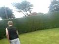videos de Bowlzi, Marshy & Anderz - Backyard High Jump.
