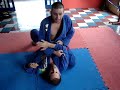 arm-lock na montada, impedindo a banana!!