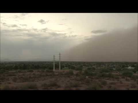 Una gigante tormenta de polvo “se traga” a la ciudad de Phoenix