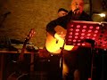 alain ort�ga, ses musiciens et le public de la case � palabres.
http://www.lacaseapalabres.fr/ 
http://alain.ortega.free.fr/
http://www.visitsalondeprovence.com/