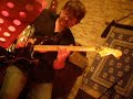 alain ort�ga, ses musiciens et le public de la case � palabres.
http://www.lacaseapalabres.fr/ 
http://alain.ortega.free.fr/
http://www.visitsalondeprovence.com/