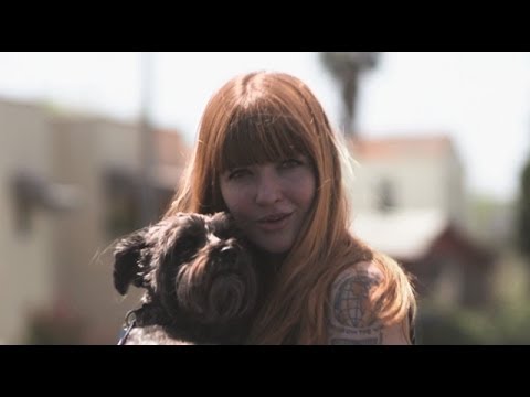 La Sera - 'Fall In Place'