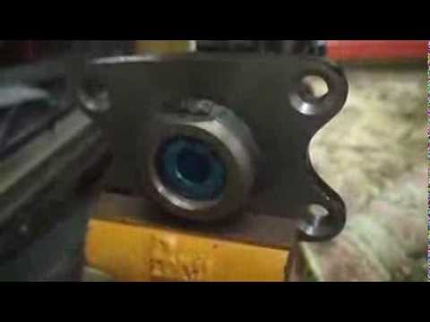 how to bench bleed a master cylinder on the car