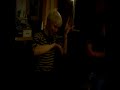 Slagsmålsklubben - Kasta sten