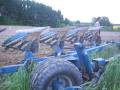 videos de ZTS ZETOR 16145 RABEVERK PŁUG.AVI