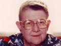 Obama's Grandmother Dies of Cancer