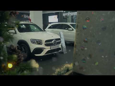Mercedes-Benz Haxaco Võ Văn Kiệt - All we want for christmas is... Mercedes-Benz
