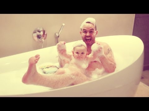 HOTEL BATH PARTY!