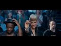 fatal bazooka vs chris prolls. extrait du film fatal, le clash oppose l'empereur du rap et la star de l'�lectro-pop.