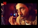 il y eut lionel ritchie. d�sormais, il y a lionel melka. un artiste � la lumi�re de la sinc�rit�, qui n'h�site pas � utiliser le r�el pour en faire des chansons. mais en vrai, sur sc�ne, il se transforme en crooner charmeur, une sorte de sinatra andalous. certes mais cessons l� les comparaisons intempestives, lionel melka se d�couvre pour lionel melka et les musiciens qui l'accompagnent: olivier lennes, emmanuel dyens, pierre clement pointon, marc-michel le b�villon et ga�lle pinheiro. tout ce joli monde est � retrouver � la bellevilloise, dans le 20�me arrondissement de paris, en technicolor.

r�alisation audrey martinet
interview et mixage ali hammami
myspace . com/laproductrice
myspace . com/lionelmelka
www . laproductrice . com