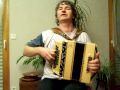 Hanter dro \"Gé gé gé\". B.Loffet, accordéon diatonique, chant Hanter dro \"Gé gé gé\". B.Loffet, accordéon diatonique, chant