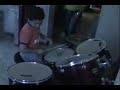 Carlos Cota tocando bateria cherios