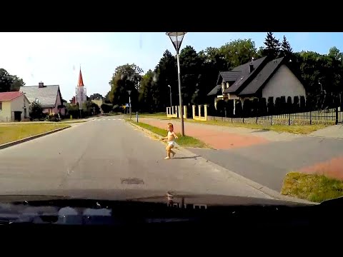 Kobieta omal nie przejechała dziecka – „GŁUPIA BABO TY JEDNA!”