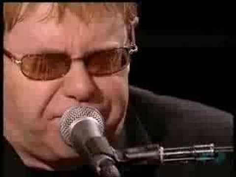 Elton John - Philadelphia Freedom lyrics