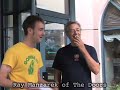 an interview with ray manzarek the morning after a concert in 2005 while touring with doors of the 21st century. great concert and a great candid ray manzarek being interviewed!