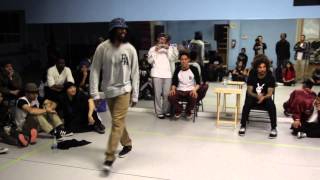 Venom vs Miles Boog – FUNK DAT 2014 Semi Final