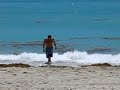 luke struts his stuff on miami beach