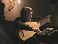 bourree from a sonata in f# minor by sl weiss. performed live by robert barto at his 2006 lute society of america recital. available on cd: lute music of weiss vol 7 on naxos.