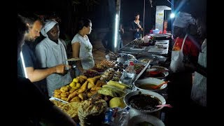 Zanzibar - noční food festival na Forodhani gardens ve Stone Townu