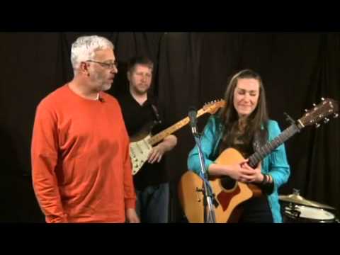 Live Lunch Break: Josi Davis