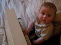 Lucien et son premier piano Lucien et son premier piano