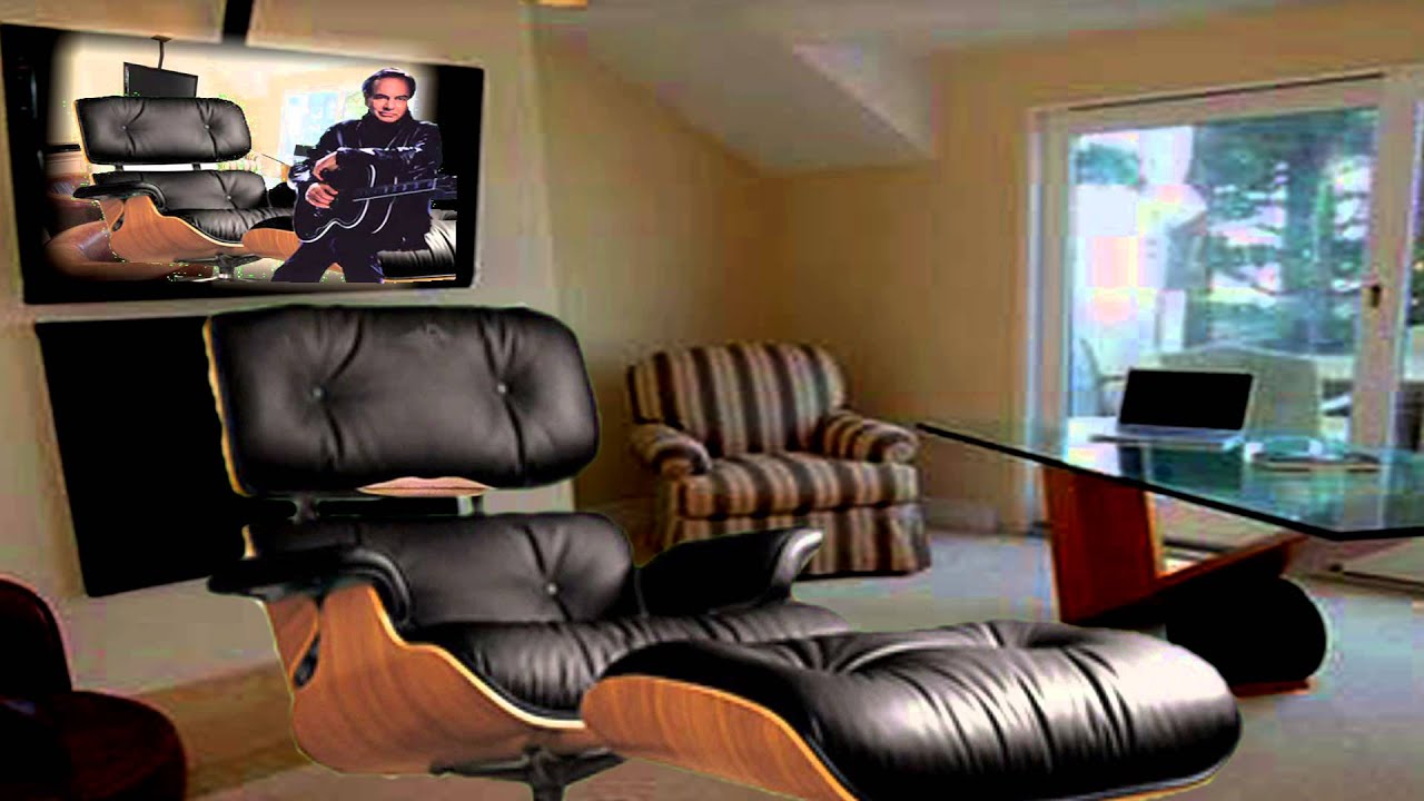 Neil Diamond\'s Chair Finally Speaks 