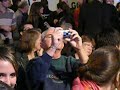 interview de jean-marc ayrault, d�put�-maire de nantes par marc-olivier fogiel lors de la journ�e europe 1 � nantes alors que les ouvriers de goss manifestent � l'ext�rieur de la tente