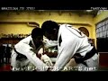 alexandre batatinha of the gracie barra group shows us a basic takedown.


fighter-arts would like to thank alexandre batatinha and the guys of the gracie barra group in milan, thanks also to gianluca castaldo for the camera work.