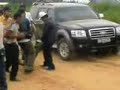 Click here to watch this video The violence of PT. AA (SINAR MAS) to the farmer in Suluk Bongkal, Kabupaten Bengkalis, Riau
