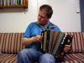 magnus spelar vesivehmaan jenkka p� ett enradigt magdeburger. hohner a-dur

urs�kta att bilden hoppar en aning men jag kunde inte l�ta bli att stampa till l�ten mvh magnus