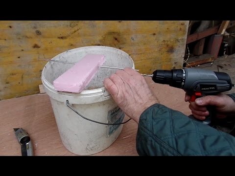 Мышеловка из ведра и бутылки своими руками 4