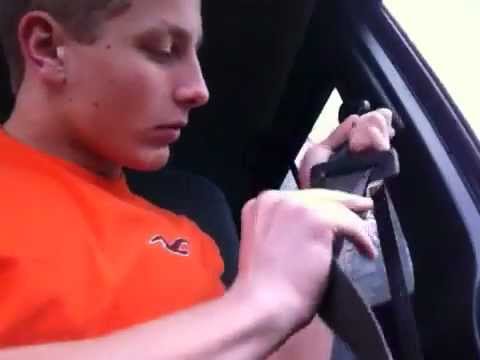 how to fix a twisted seat belt
