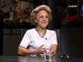 La antigua cárcel de Carabanchel fue el escenario de multitud de ejecuciones y muertes violentas. Algunos de los criminales más peligrosos de España durmieron tras sus rejas. Décadas después de su clausura son muchos los testimonios que hablan de extraños sucesos en el viejo edificio. Supuestas apariciones, ruidos inquietantes y gritos desgarradores se suceden en las entrañas de la cárcel según los antiguos trabajadores. Cuarto Milenio ha acudido al antiguo penal acompañando a un funcionario de prisiones que vivió allí presuntos sucesos paranormales. Los periodistas Francisco PérezAbellán y Sol Blanco Soler (miembro del Grupo Hepta) analizarán en plató estos sucesos.